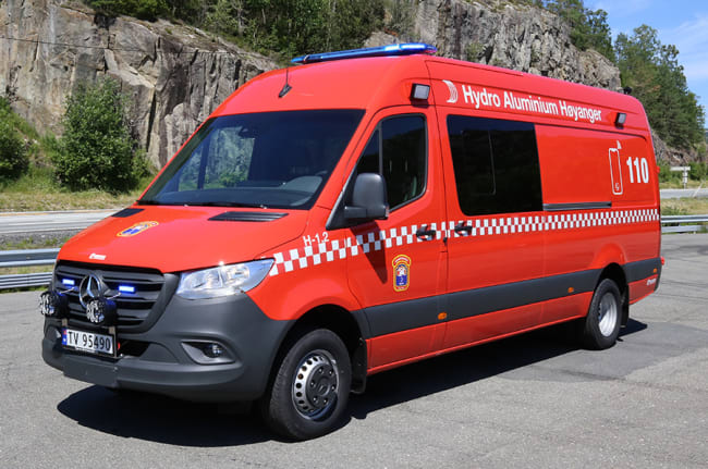 Lett brannbil på Sprinter 519 4x2 til Hydro Aluminium