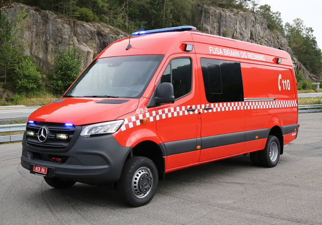 Lett brannbil med UHPS® slokkeanlegg til Fusa