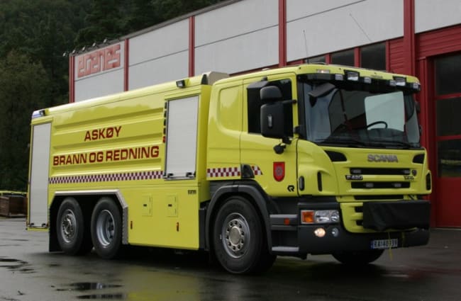 Branntankbil GTLF 10600/300 på Scania P420/39 6x2*4, 420hk Euro 5, Automat