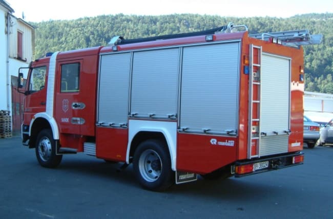 Brannbil TLF 2000 på Mercedes Atego 1528AF 4x4