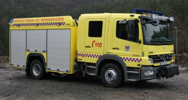 Ny brannbil på Mercedes Atego 1329F 4x2 Automat levert til Brønnøy brann- og redningsvesen