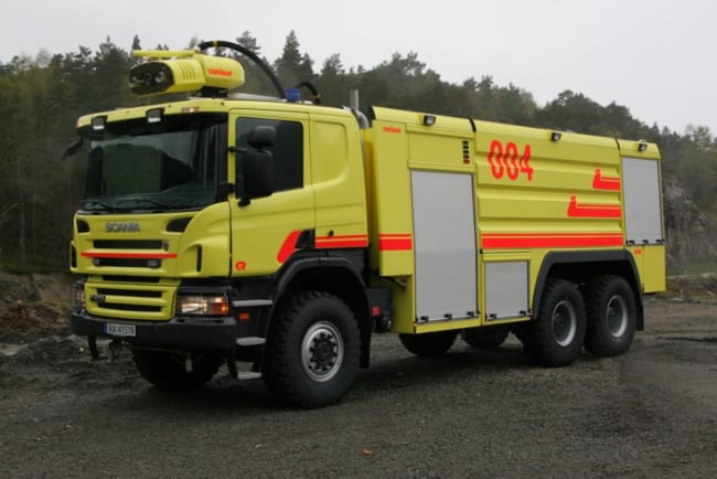 Flyplassbrannbil til Trondheim Lufthavn, Værnes FLF 10300/600/250 på Scania P470CB 6x6, 470 hk, Automat
