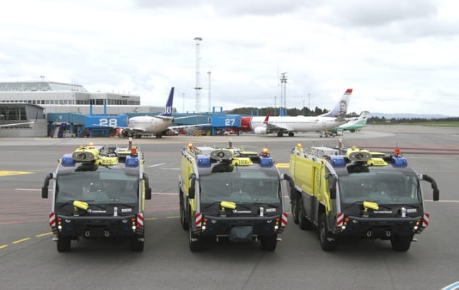 Tre flyplassbrannbiler levert til Bergen Lufthavn, Flesland