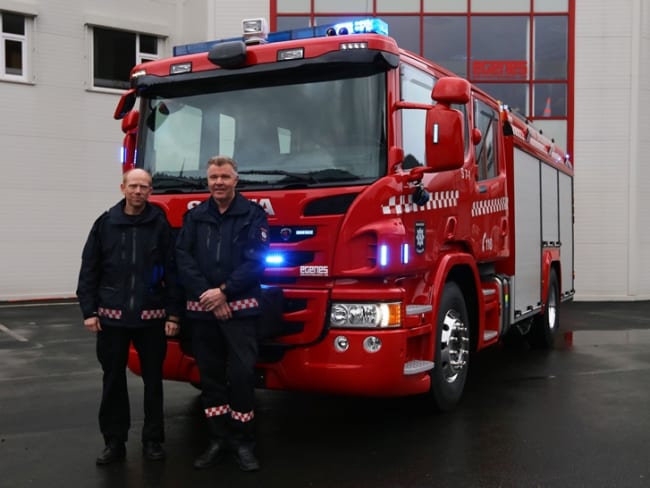 Vi gratulerer Larvik brannvesen med ny flott brannbil på Scania chassis