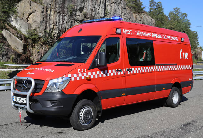 Vi gratulerer Midt-Hedmark brann- og redningsvesen IKS med enda en lett brannbil med UHPS® slokkeanlegg på Sprinter 519 4x4