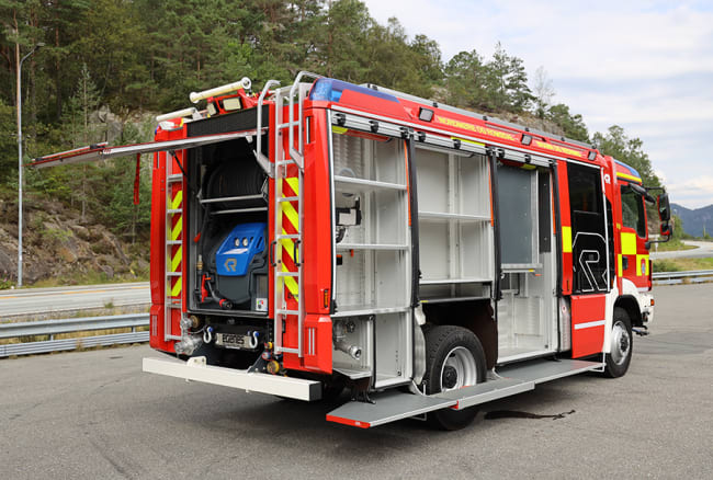 Vi gratulerer NORBRA IKS, Åfarnes stasjon, med ny brannbil på MAN chassis med Rosenbauer AT påbygg - slideshow 1