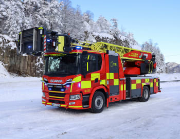 Enda en 32 meter stigebil fra Rosenbauer levert til Oslo