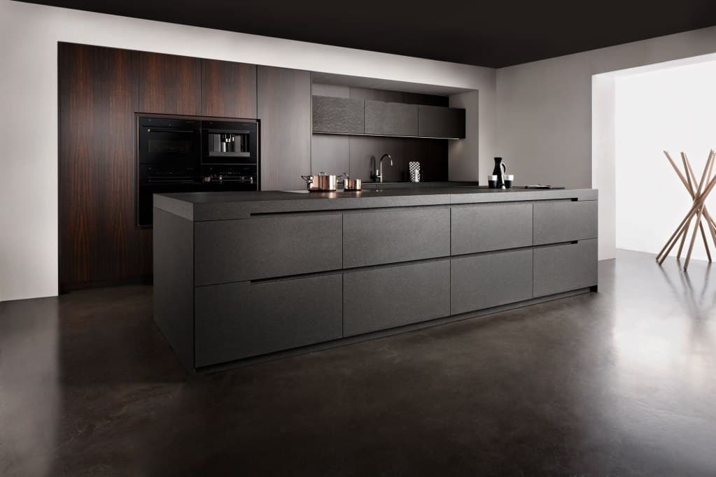 Luxury Black & White Kitchens - eggersmann