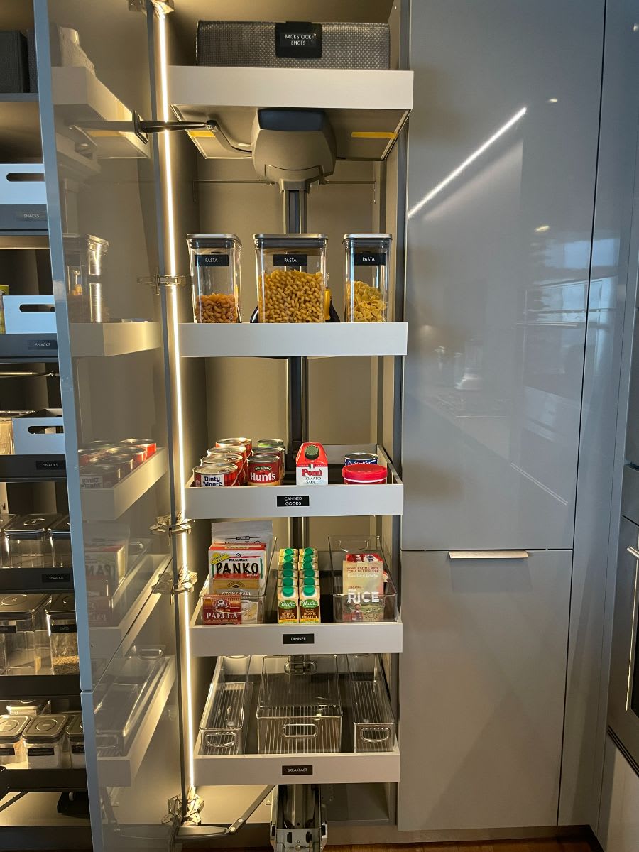 food pantry organization by hello happy home