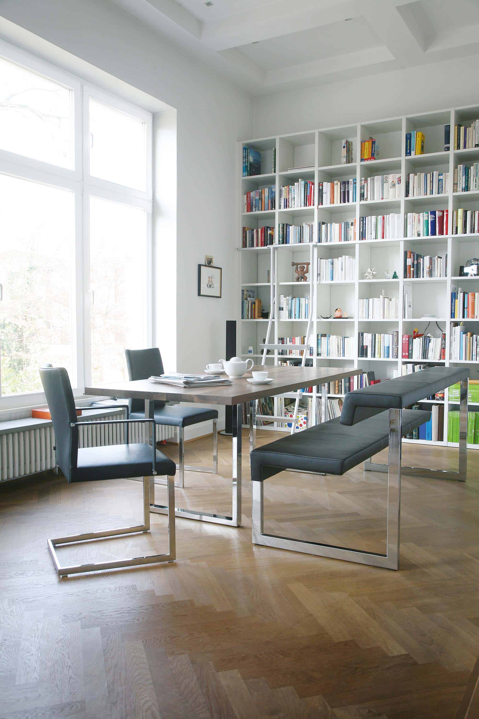 KFF Feel Chair and Gate Bench