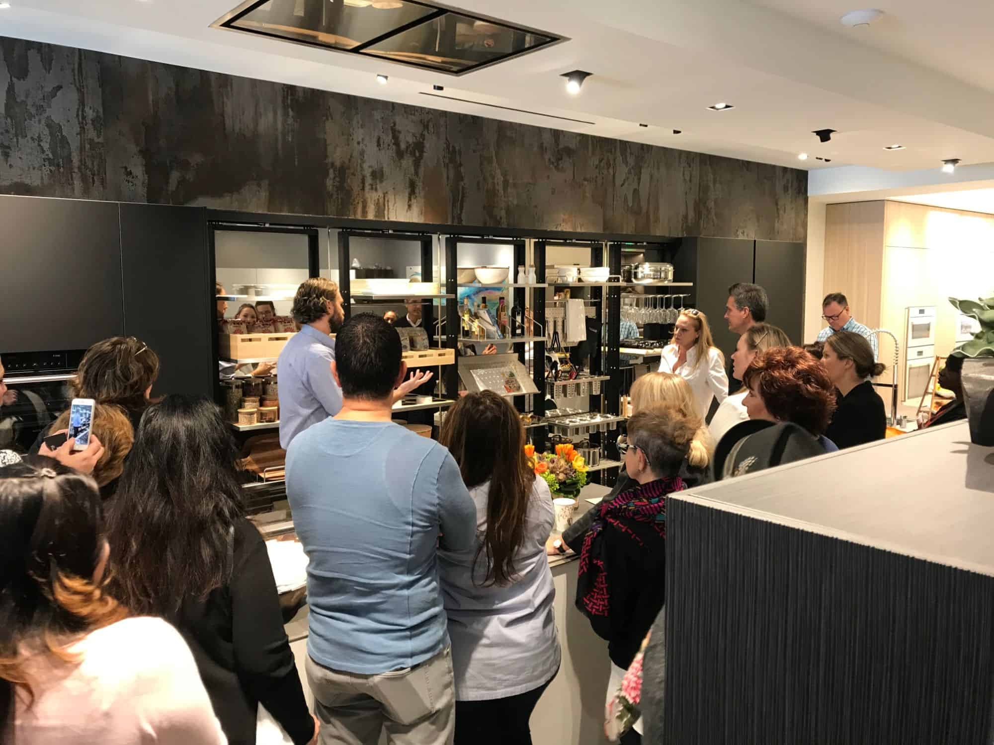 chef saul cooks for the attendees of a january 2020 estate master class in eggersmann la showroom