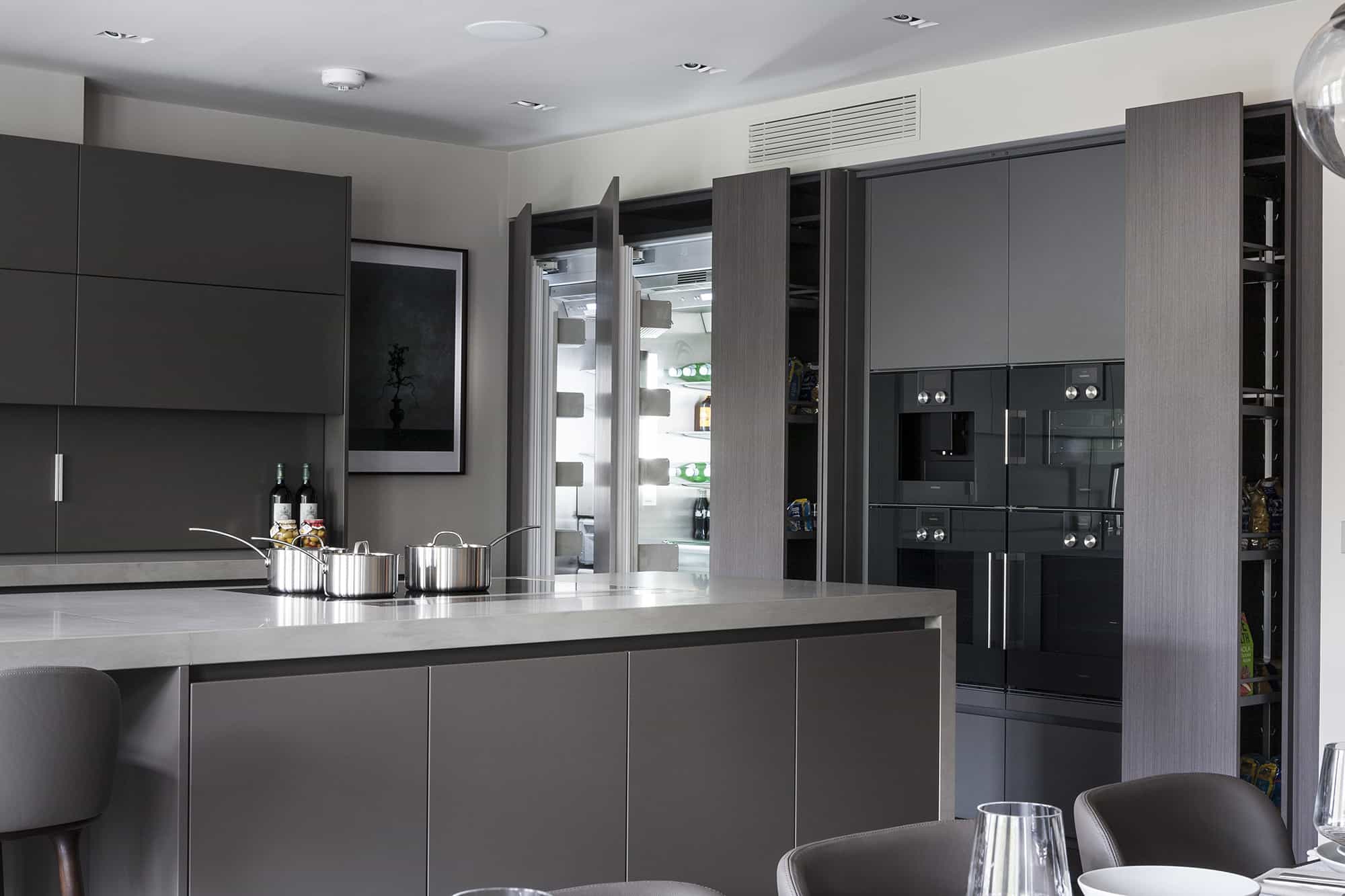 open integrated appliances in a luxury modern kitchen