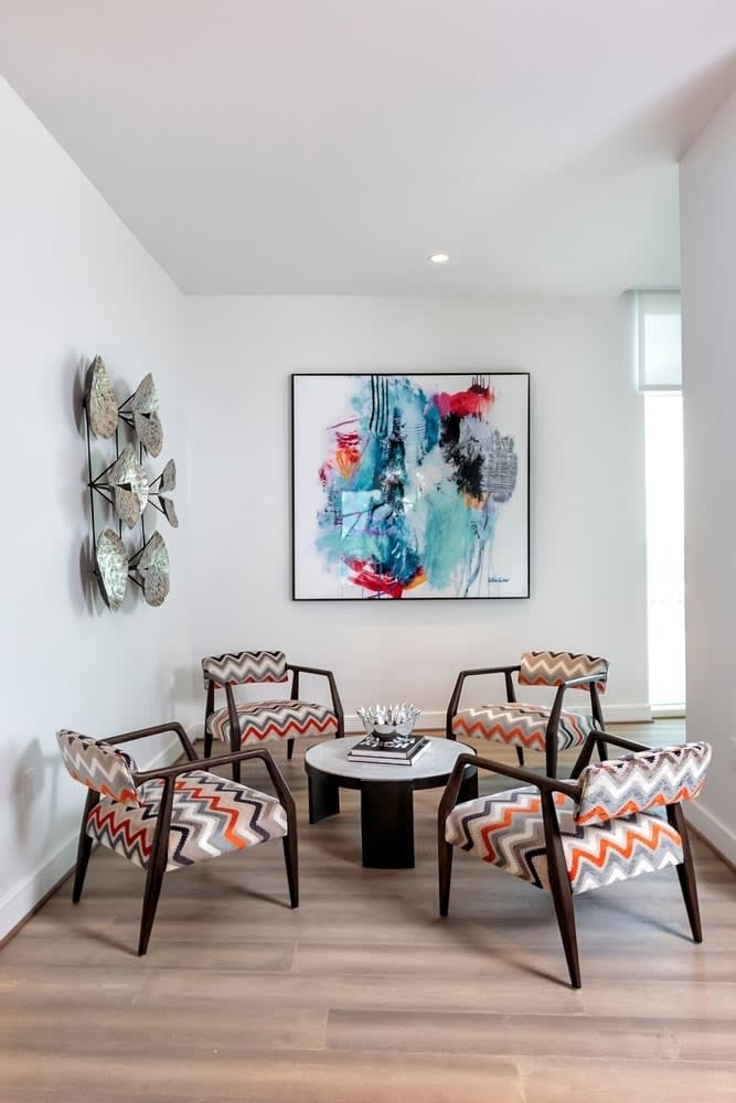 lounge area of the model unit of arabella luxury condos in houston