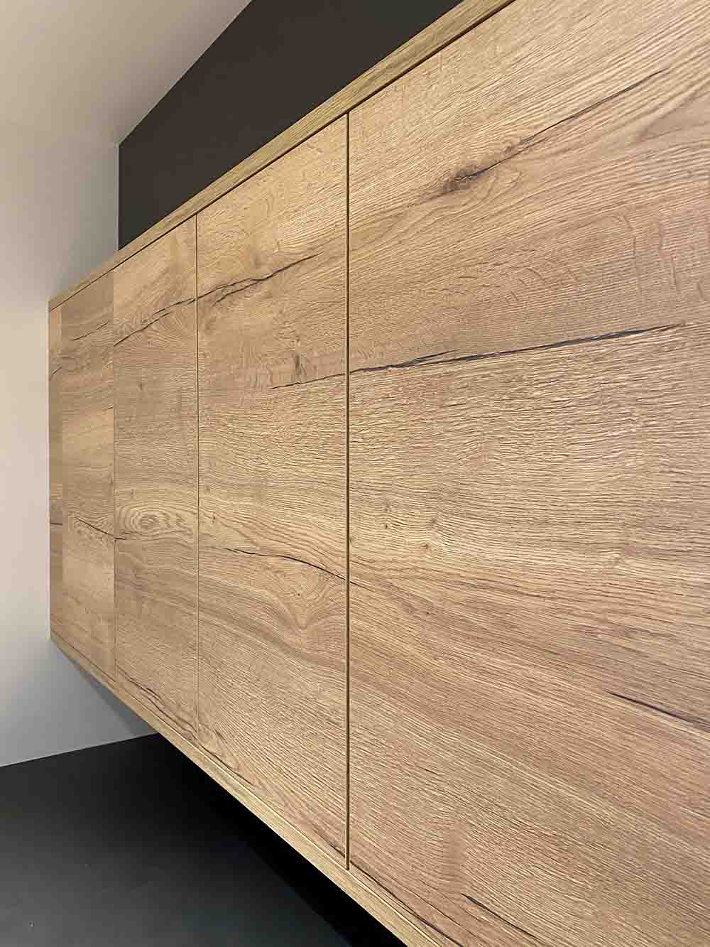 2902 Halifax Oak Horizontal finish on german cabinets in Scottsdale eggersmann showroom display