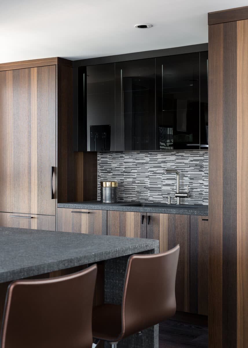 Vertical-Grained Vancouver Smoked Oak Accented By Vetro Black Glass