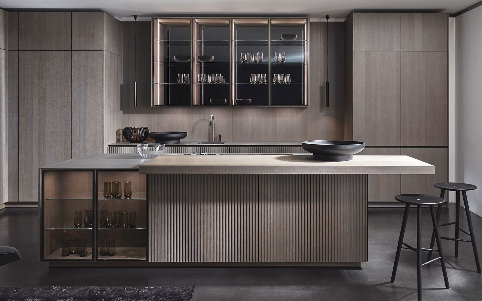 Luxury Black & White Kitchens - eggersmann