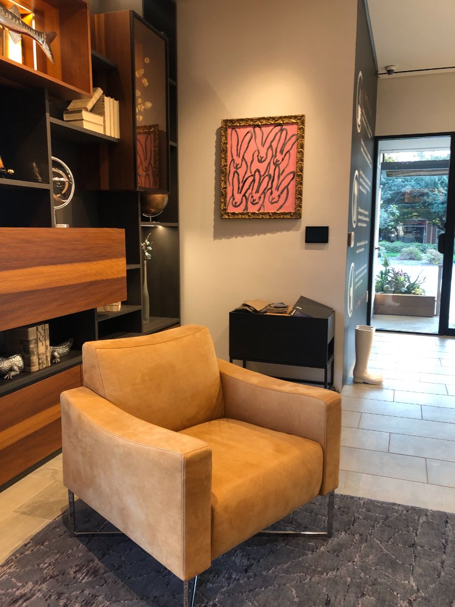 hunt slonem's bunny painting featured in the eggersmann dallas showroom as part of patron magazine's curated 2021 art exhibition and dallas design district showroom tour
