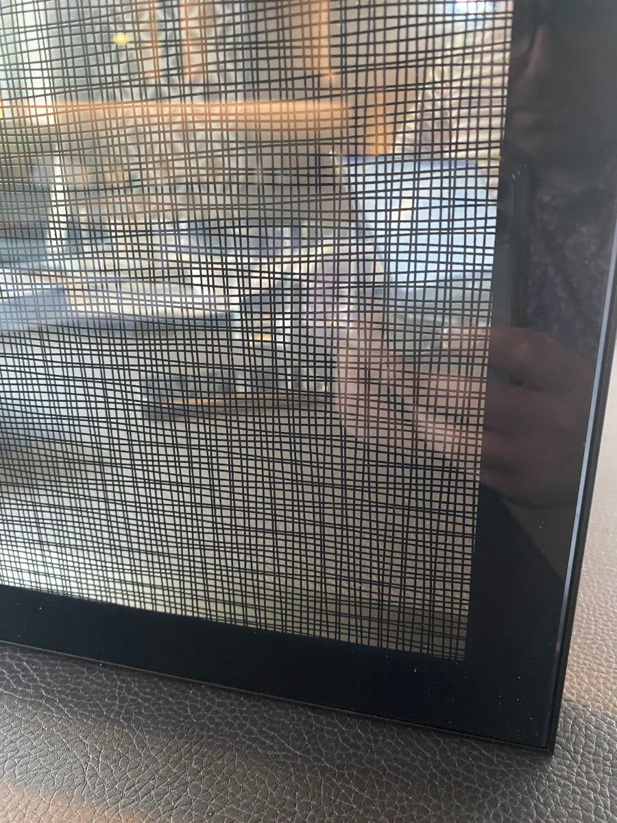 Schmalenbach printed glass door close-up