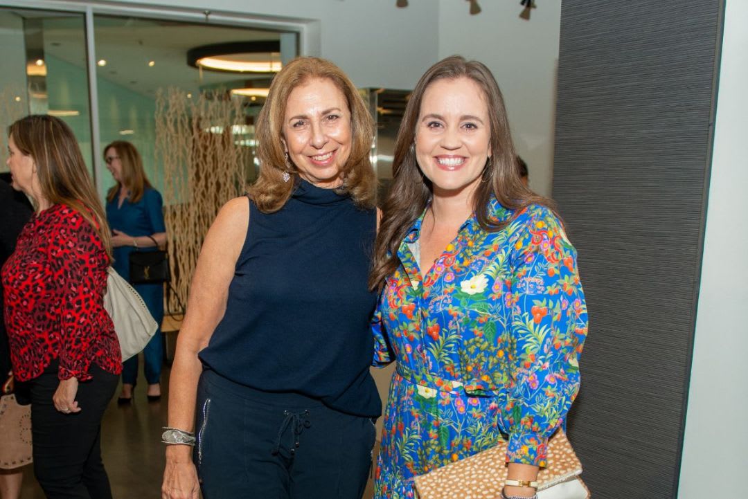 attendees of eggersmann houston's frankfurt kitchen presentation
