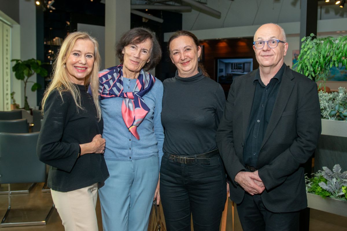 frankfurt kitchen event attendees with panelist, dietmar froehlich