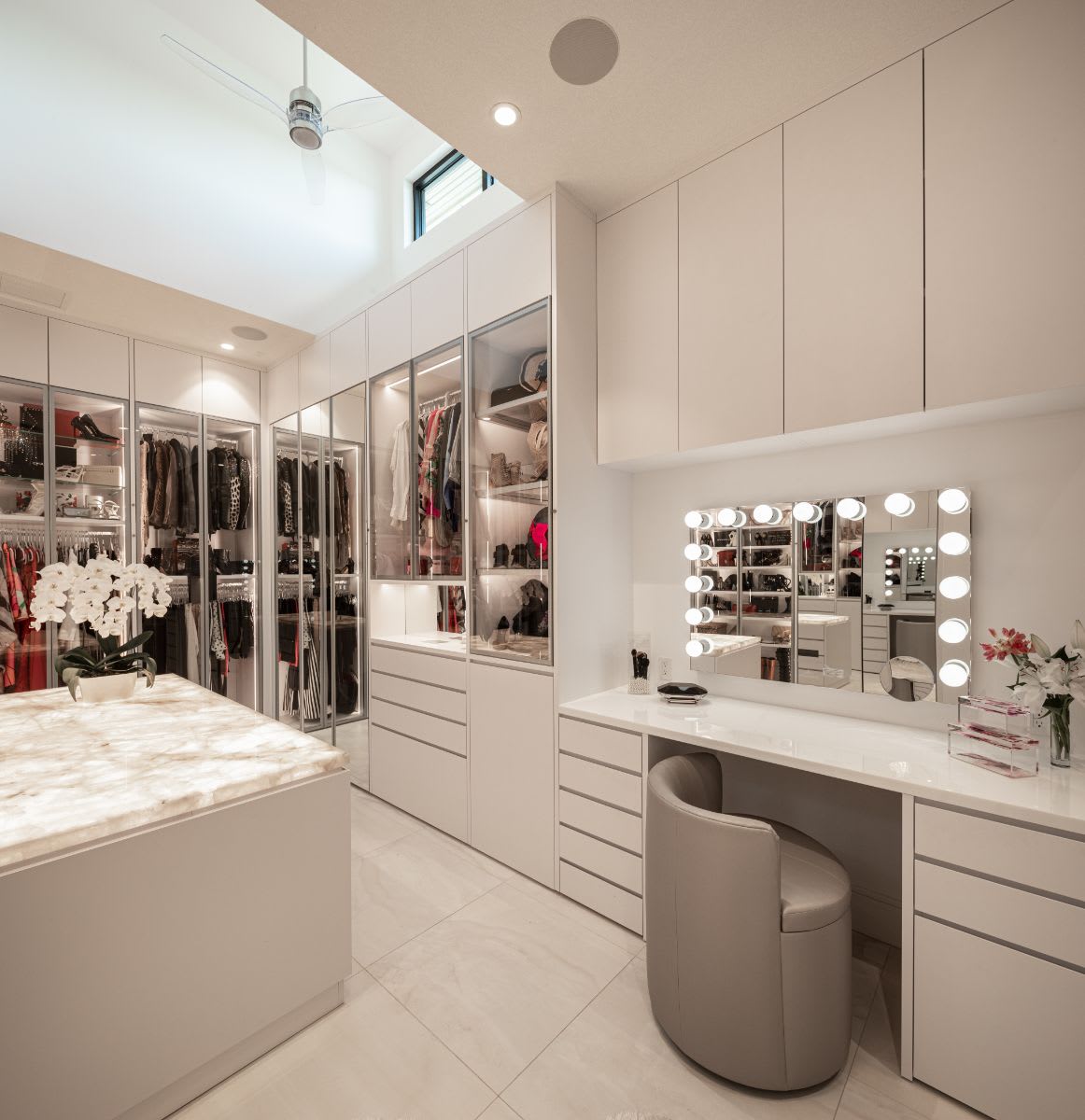 Luxury Walk-in Closets No Longer a Luxury — Platinum Kitchen Designs