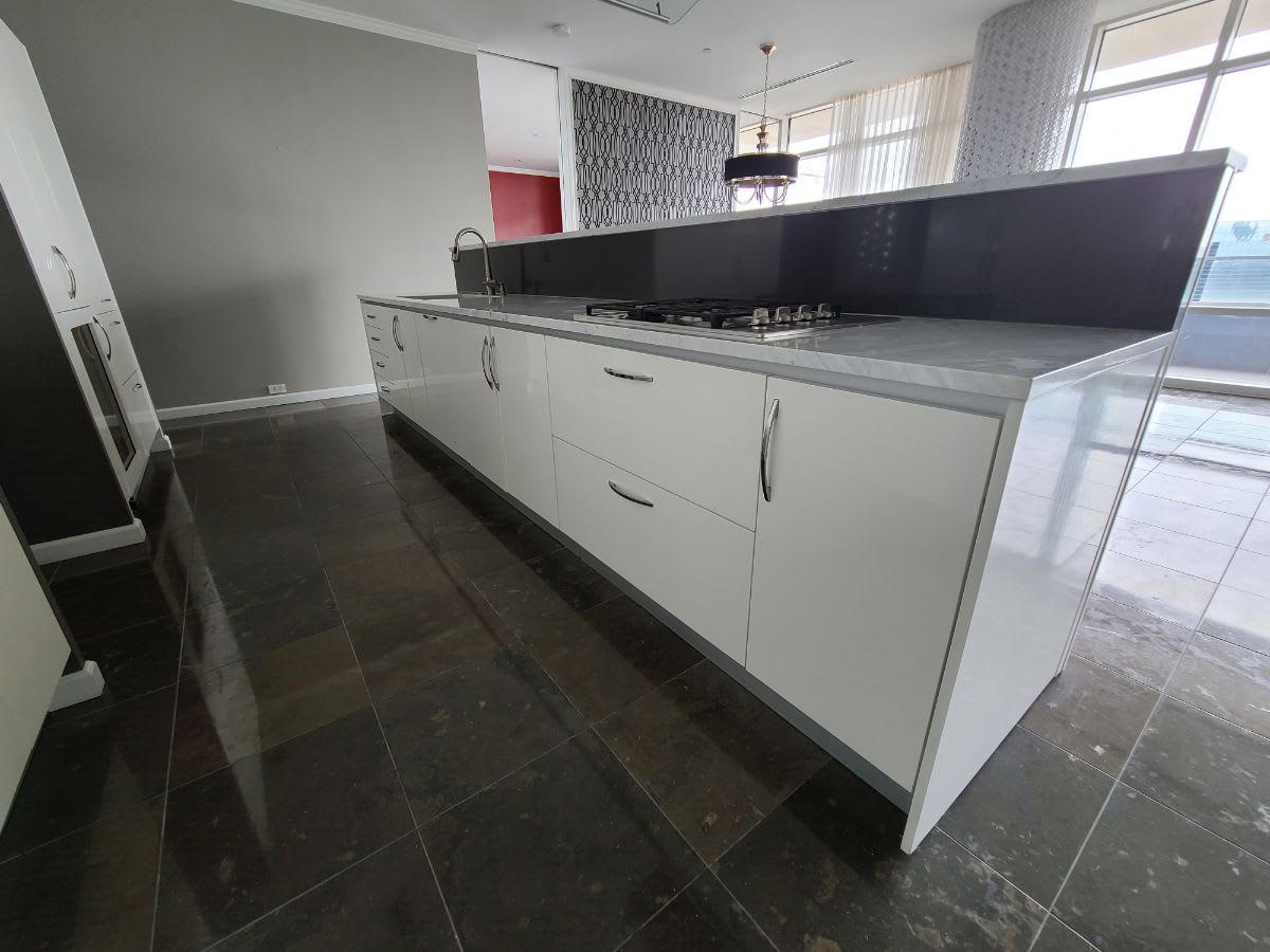 original kitchen island of w dallas residence