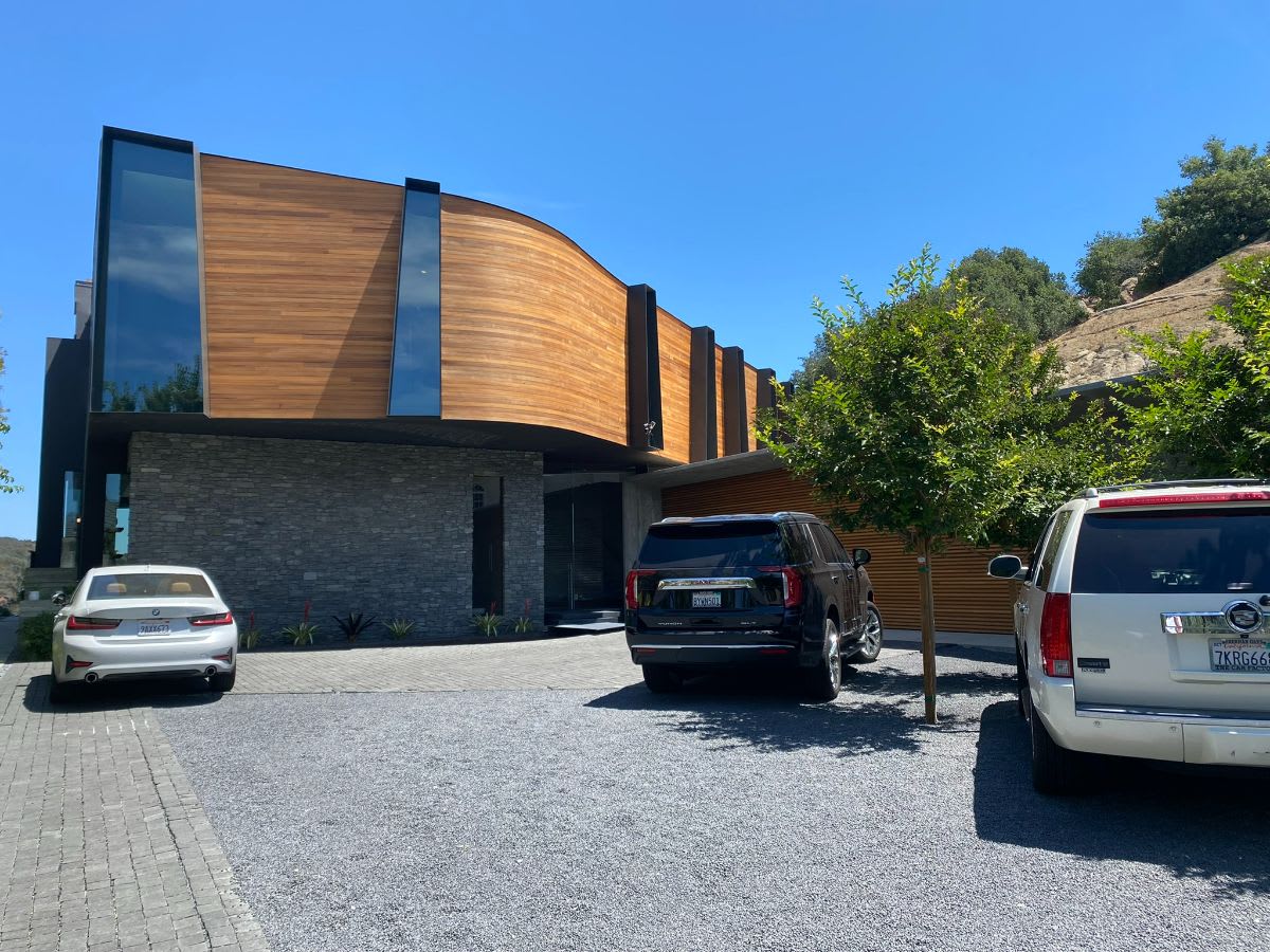 Project New Pacific Palisades CA Home eggersmann