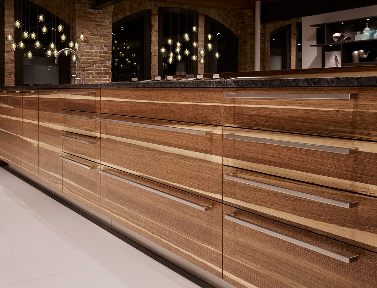 eggersmann grain-matched veneer with handles