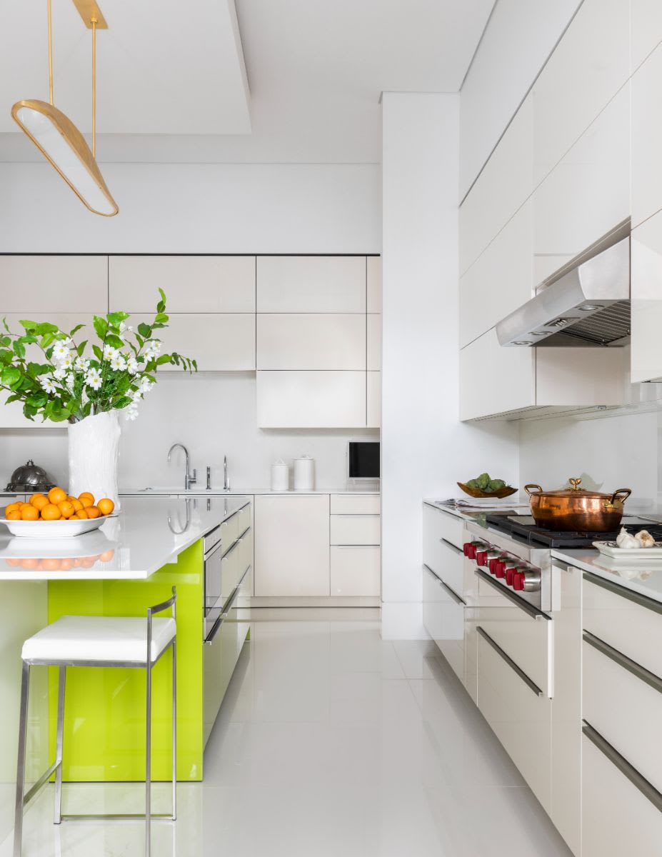 side view of eggersmann-designed kitchen in a new construction home in tanglewood community of houston