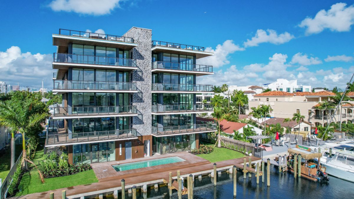 one24 residences condo building from the Las Olas waterway