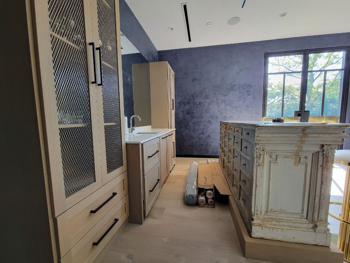 before picture of preston hollow home bar galley