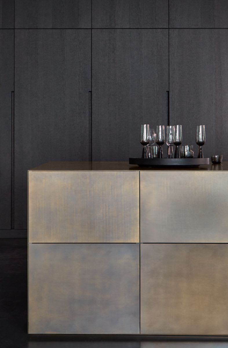 metal veneer end of the eggersmann skywalk metal and stone veneer kitchen island