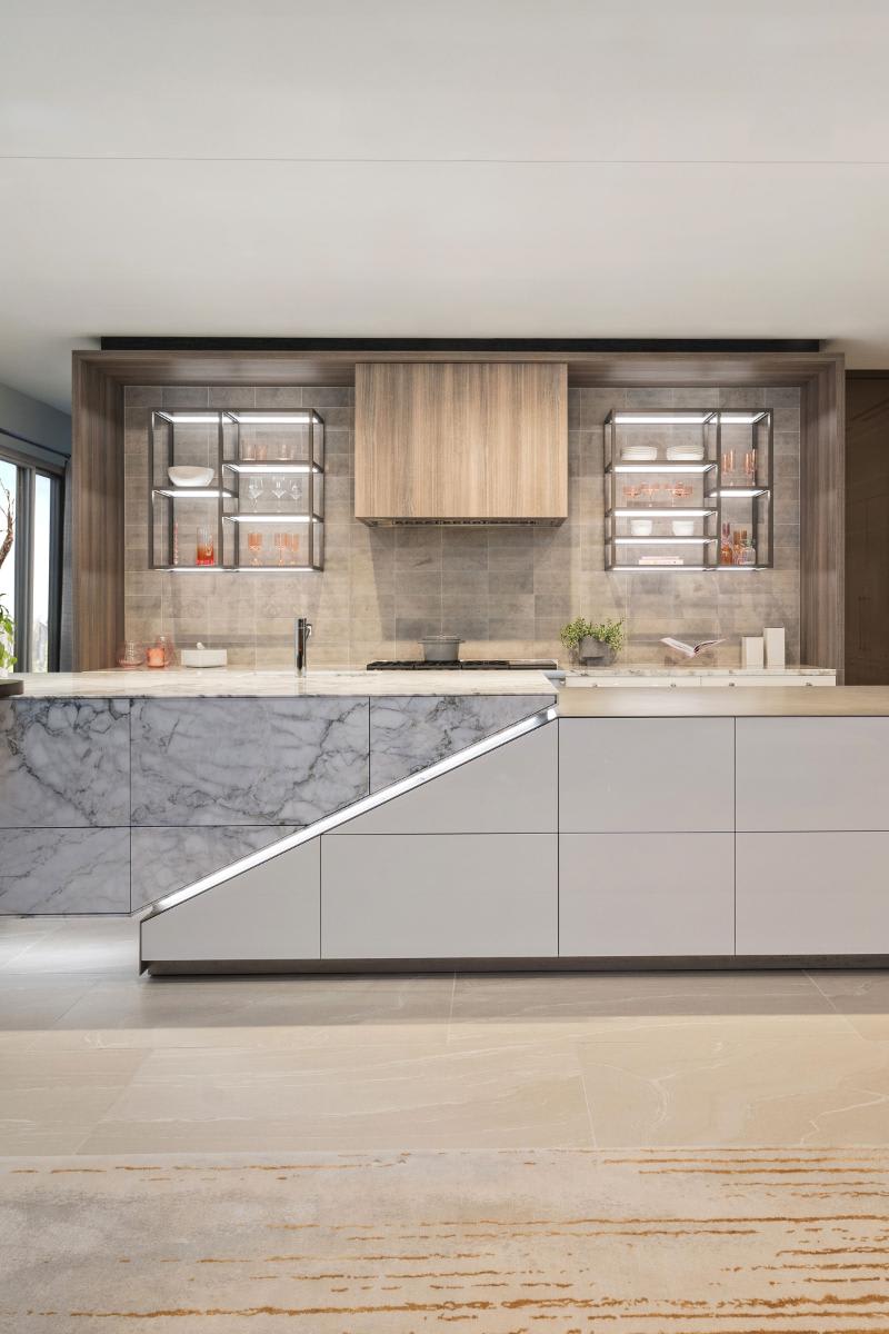 luxury display kitchen featuring gravity-defying SKYWALK kitchen island in the eggersmann laguna showroom
