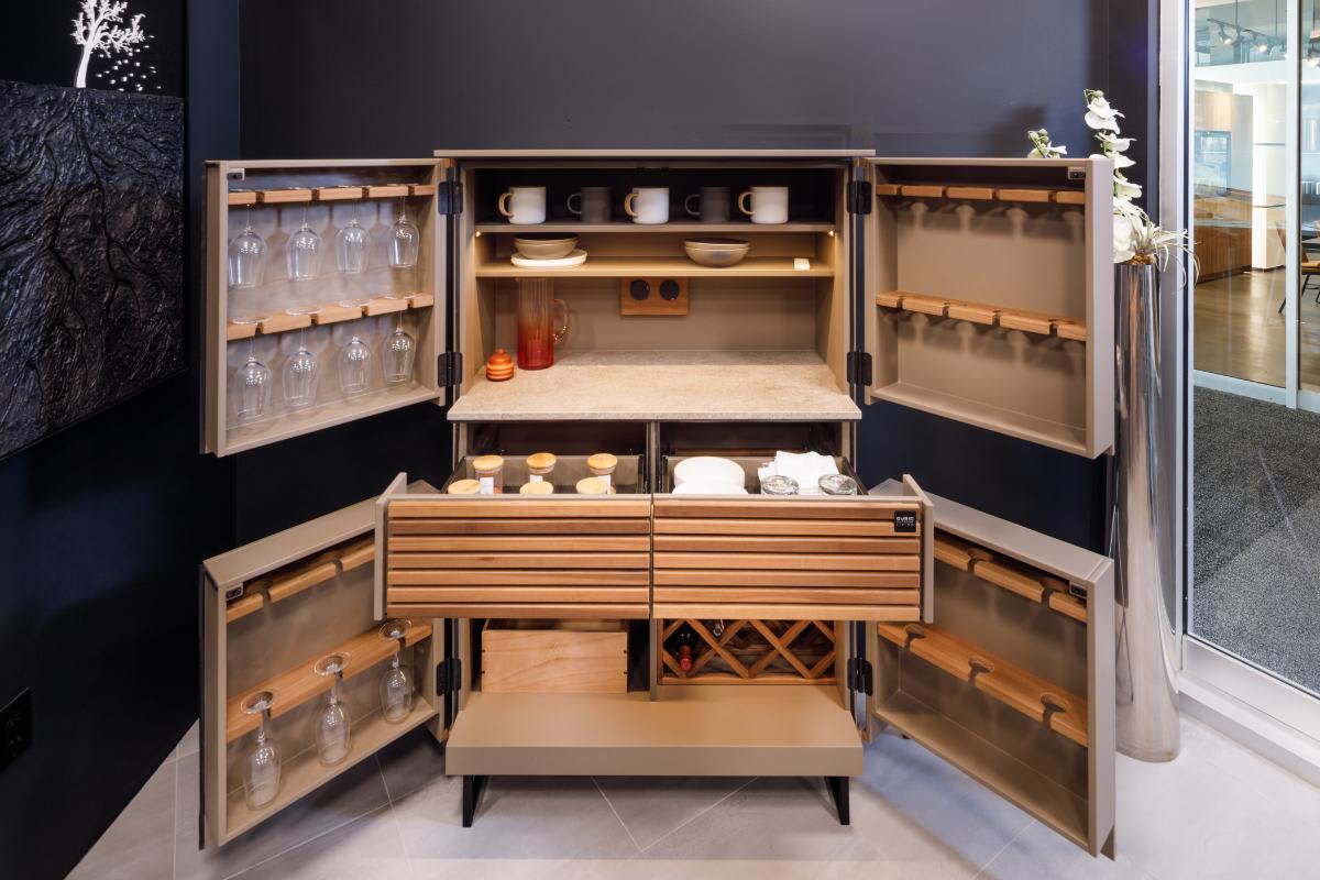 closeup of an open luxury outdoor kitchen bar in a cabinet in the eggersmann houston showroom