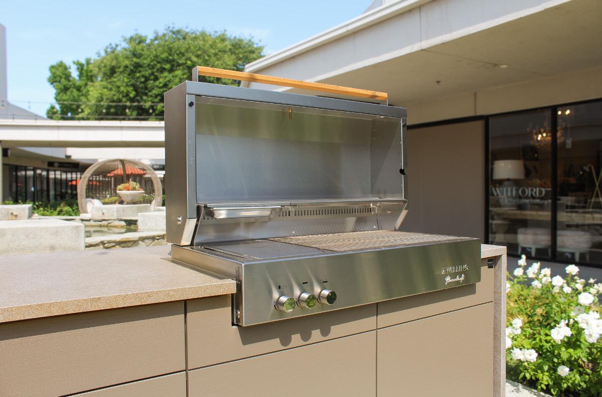 interior of a zwilling flammkraft luxury grill in an outdoor kitchen outside eggersmann Laguna showroom