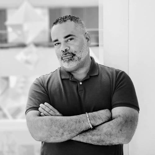 winston reyes designer in eggersmann florida-sq