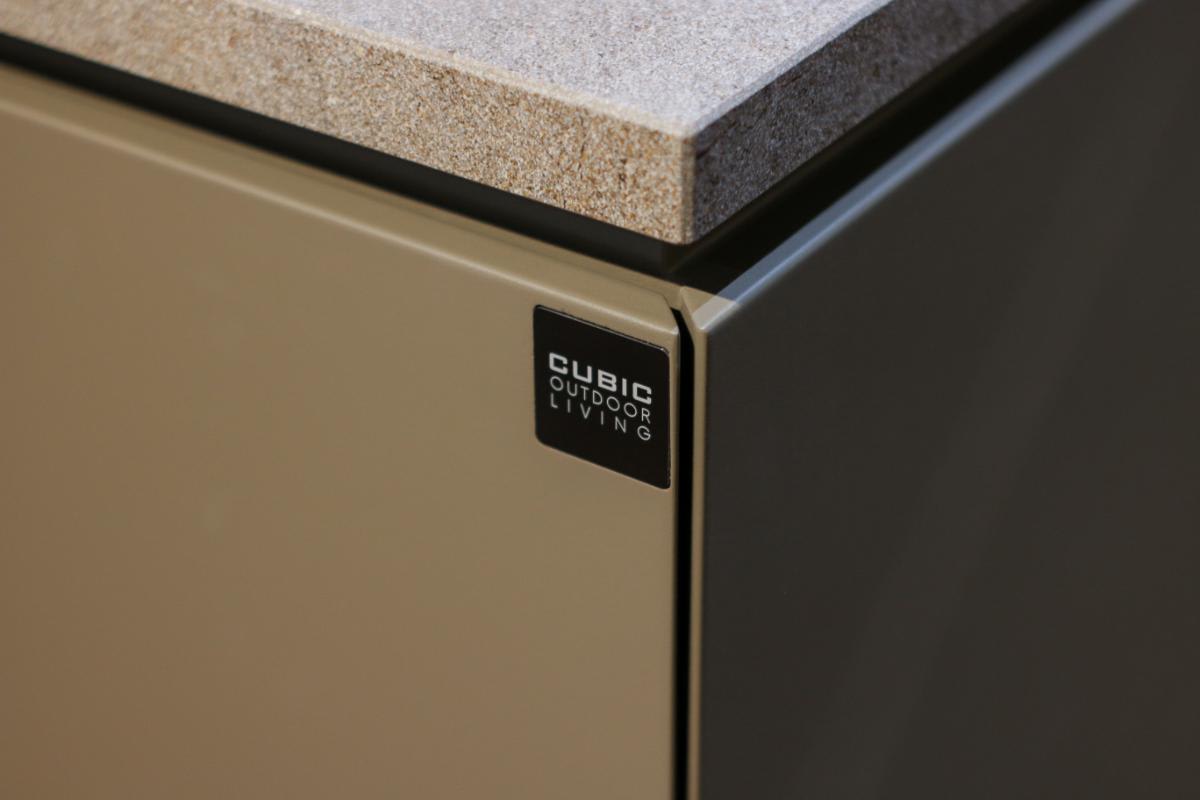 mitered corners and drawer fronts of a c1 pure outdoor kitchen by eggersmann outdoor living