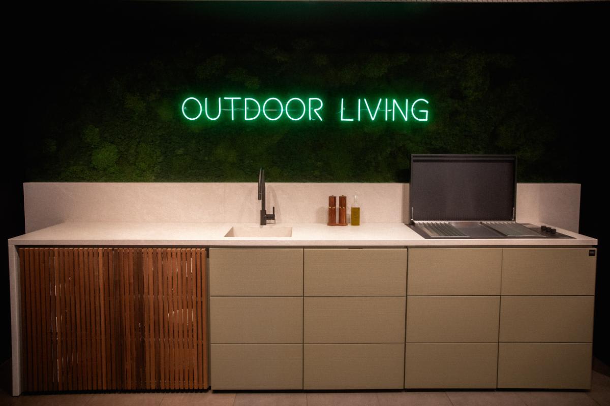 cubic outdoor kitchen display in the eggersmann nyc showroom