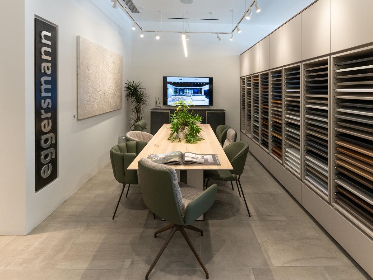 conference room with sample display area in eggersmann la showroom
