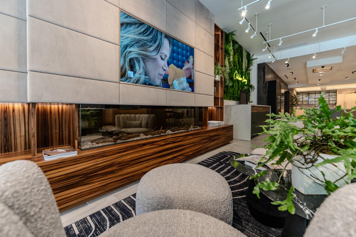 left side view of closeup of the living area media wall display in the eggersmann la showroom