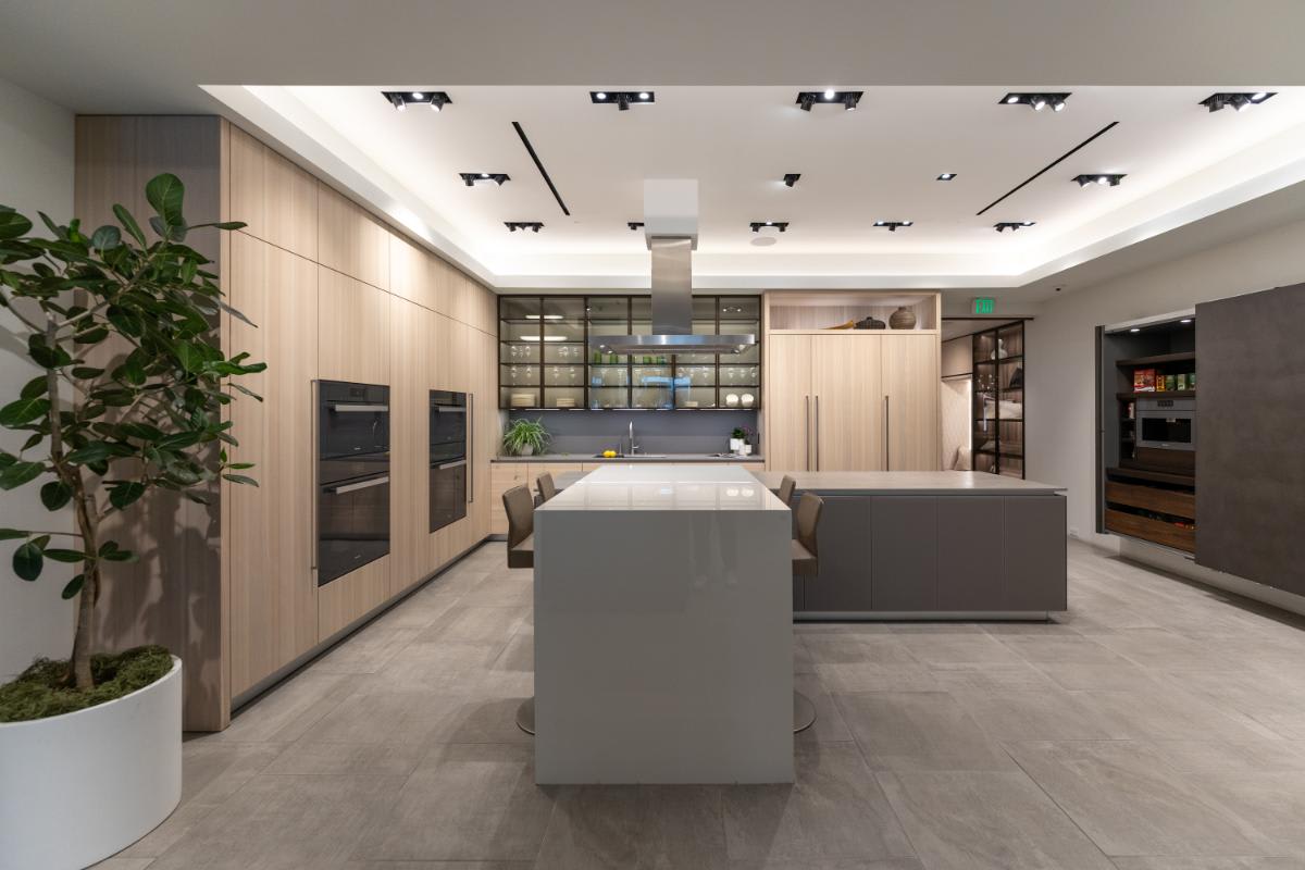core ash kitchen display in eggersmann los angeles showroom core ash kitchen display in eggersmann los angeles showroom