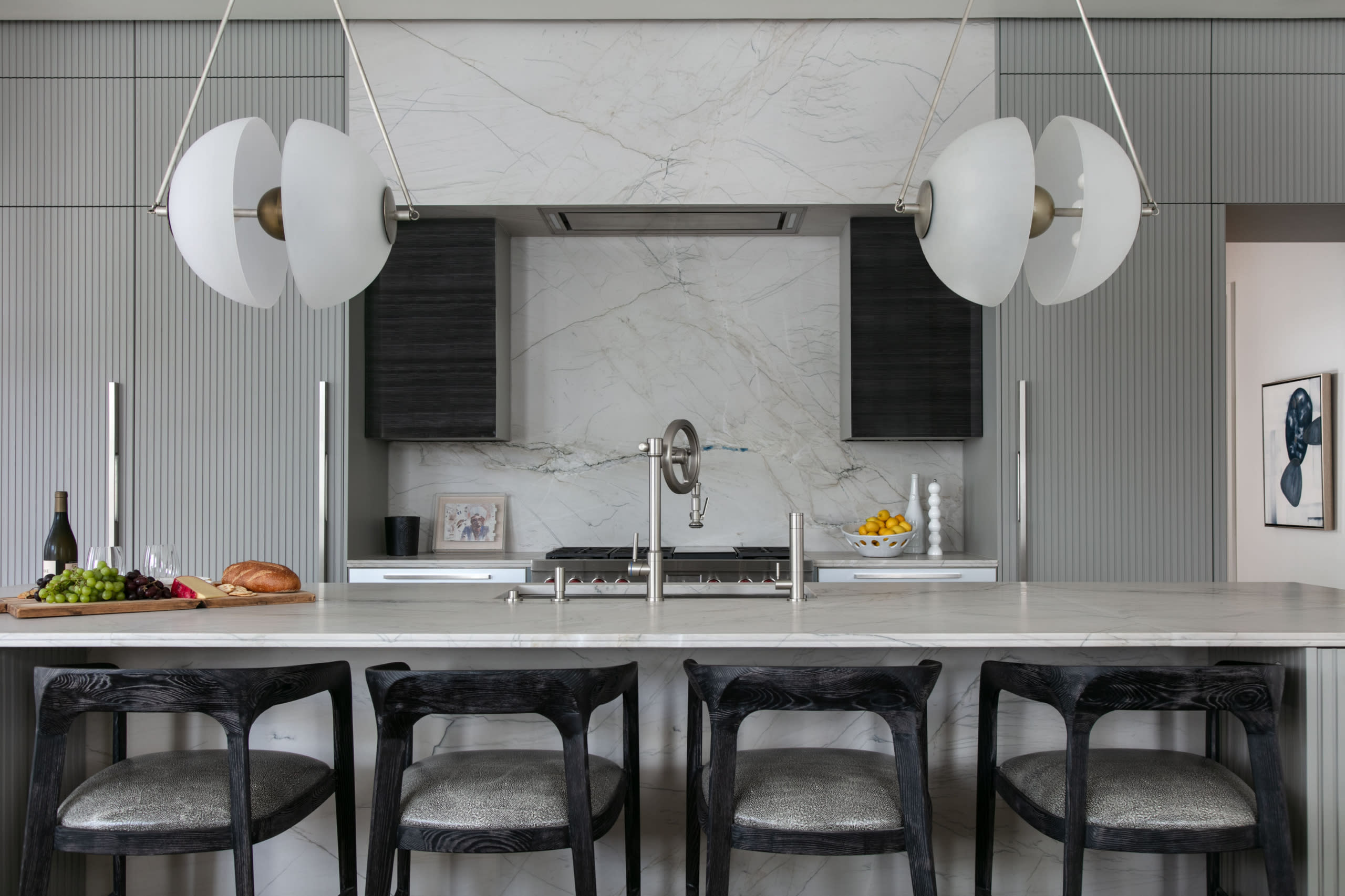 Custom Kitchen & Bar for New River Oaks Home