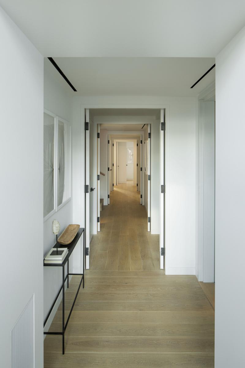 hallway of a residence of chelsea waterside nyc