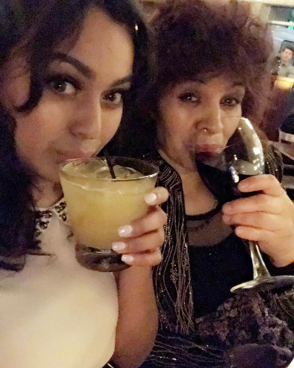 women of eggersmann sipping cocktails
