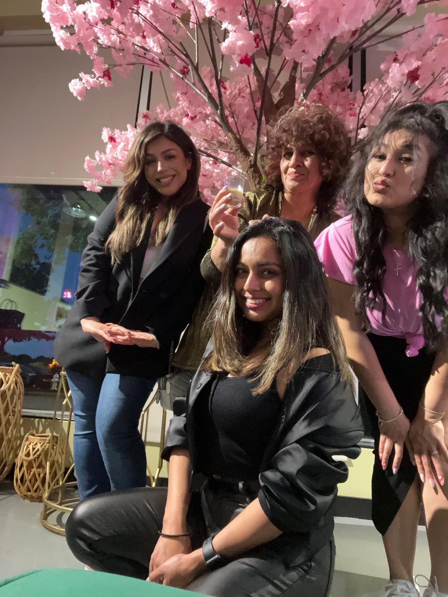 women of eggersmann