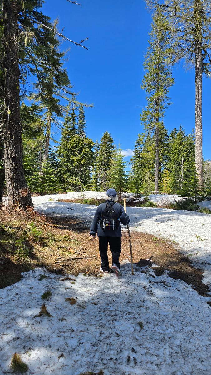 eggersmann houston designer Micky Mey's mom hiking in the snow