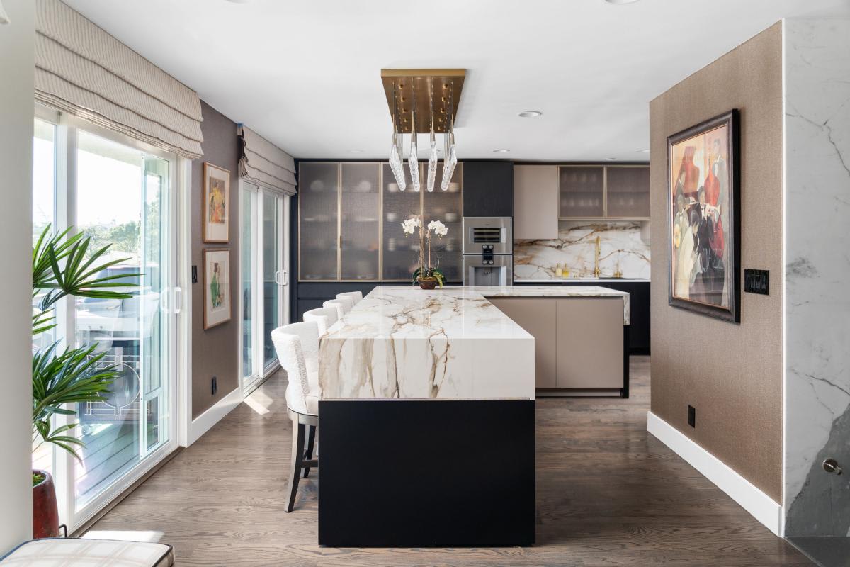 A Kitchen Composed For Performance in Rolling Hills Estates