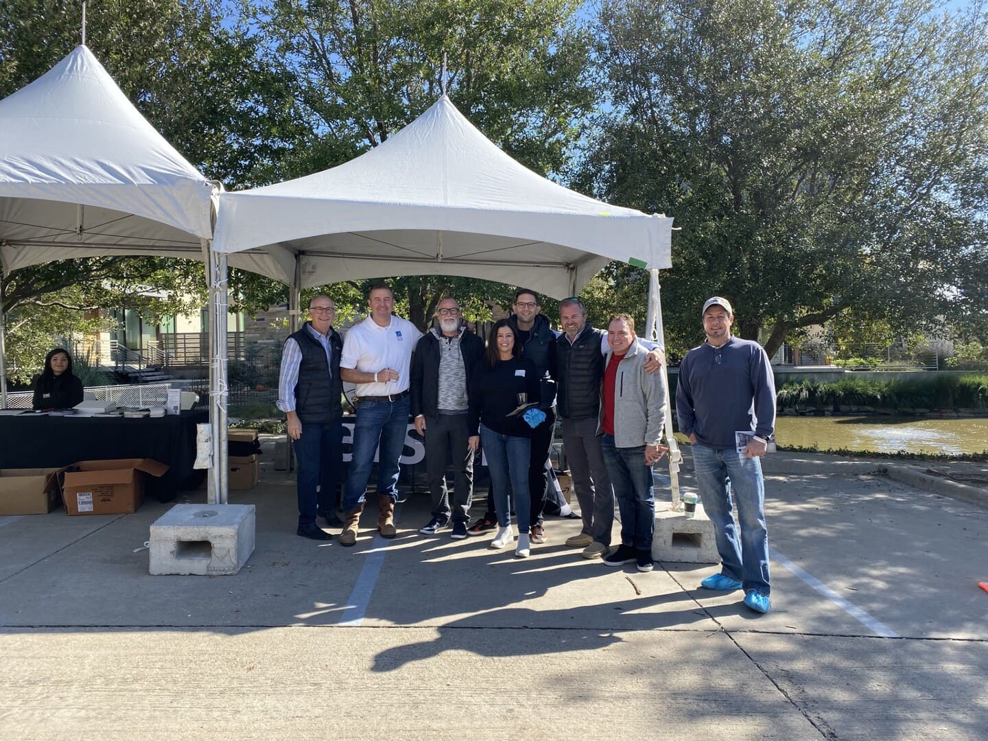volunteers from eggersmann dallas for the aia dallas tour of homes 2019