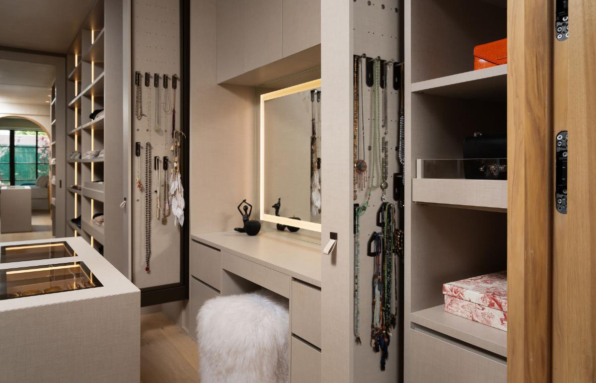 Pull-Out Storage That Simplifies Every Day