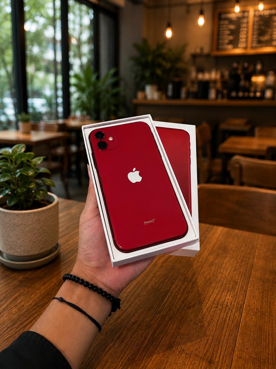 iphone 11 Red